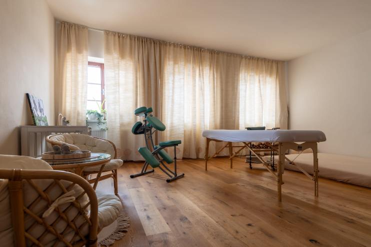 Masážní studio s masážním křeslem